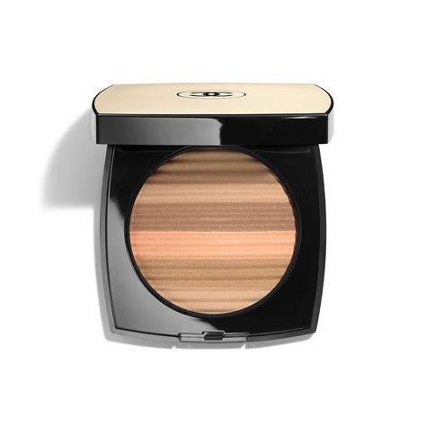 chanel les beiges luminous powder.